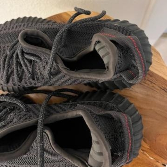 adidas Yeezy Boost 350 V2 size 6 - Picture 3 of 5